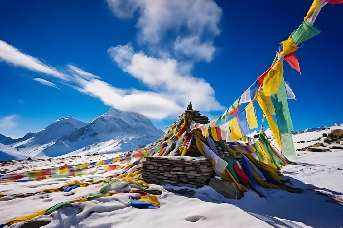 Spiritual Light from the Roof of the World: Sacred Symbols in Tibetan Buddhist Culture